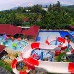 5 Tempat Wisata Kolam Berenang Di Padang Terbaru